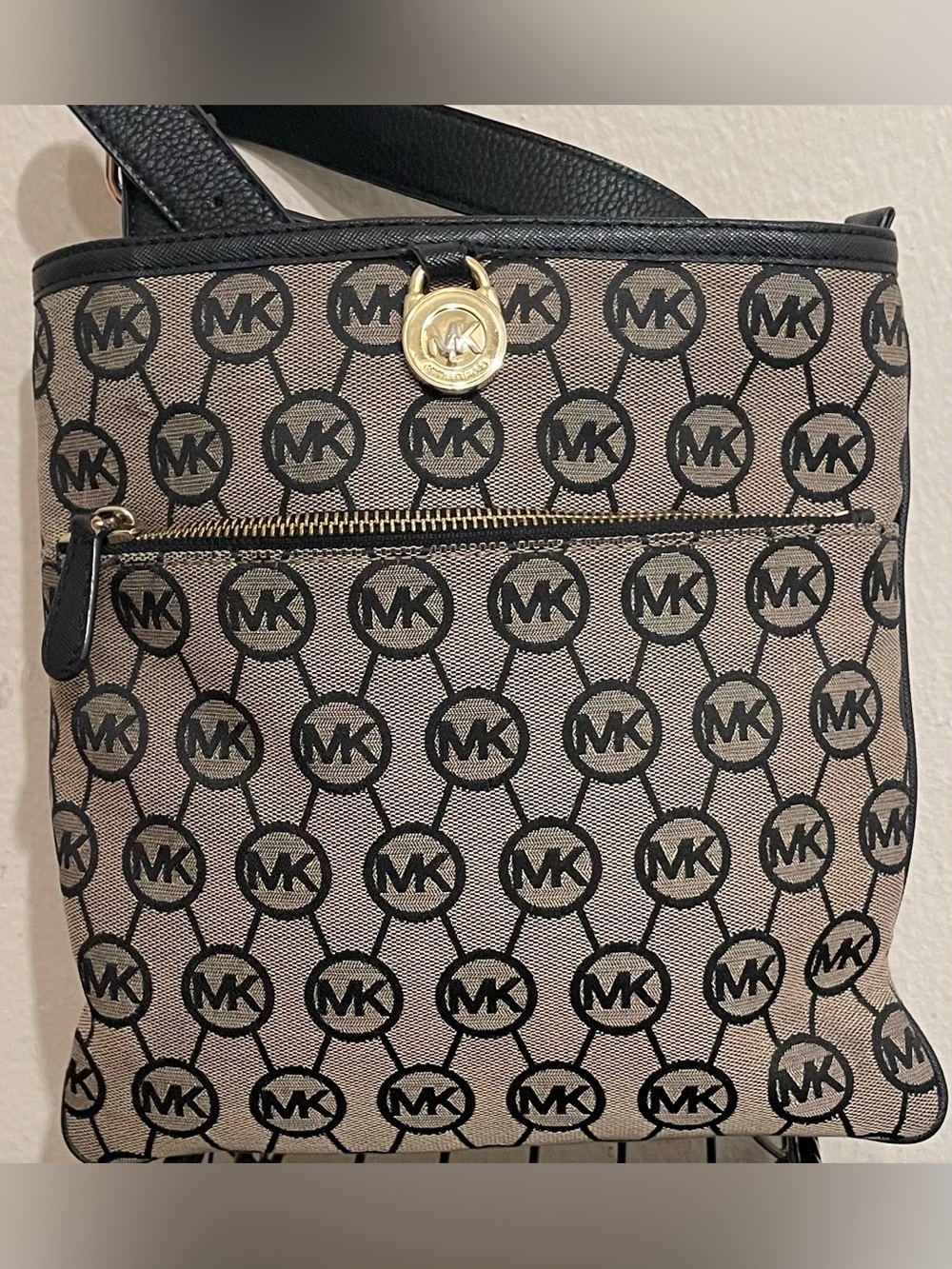 Michael Kors Beige and Black Signature Logo Crossbody Shoulder Bag
